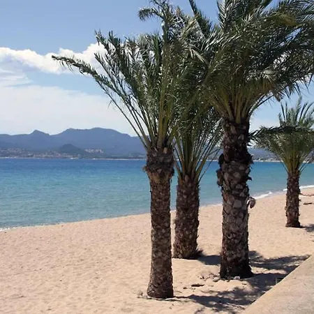 Terrasse Avec Apercu Mer, Piscine, A 200m