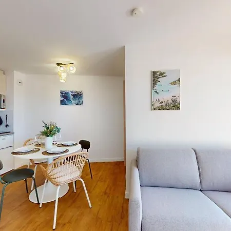 Apartment Terrasse Avec Apercu Mer, Piscine, A 200m